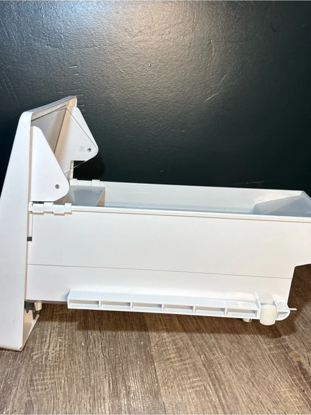 Frigidaire Refrigerator Ice Container Part # 5304525931